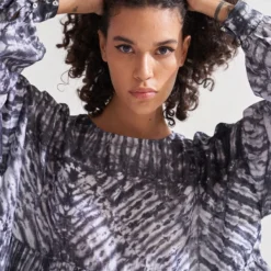 Amrich Black Shibori Handcrafted Top 10 Amrich Black Shibori Handcrafted Top -Deals Drapizia Store 0504202301 1