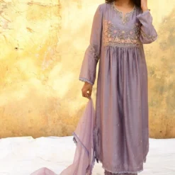 Niti Bothra Lilac Mystic Knot Kurta Set