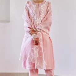 Amisha Kothari Ziya Pink Kurta Set