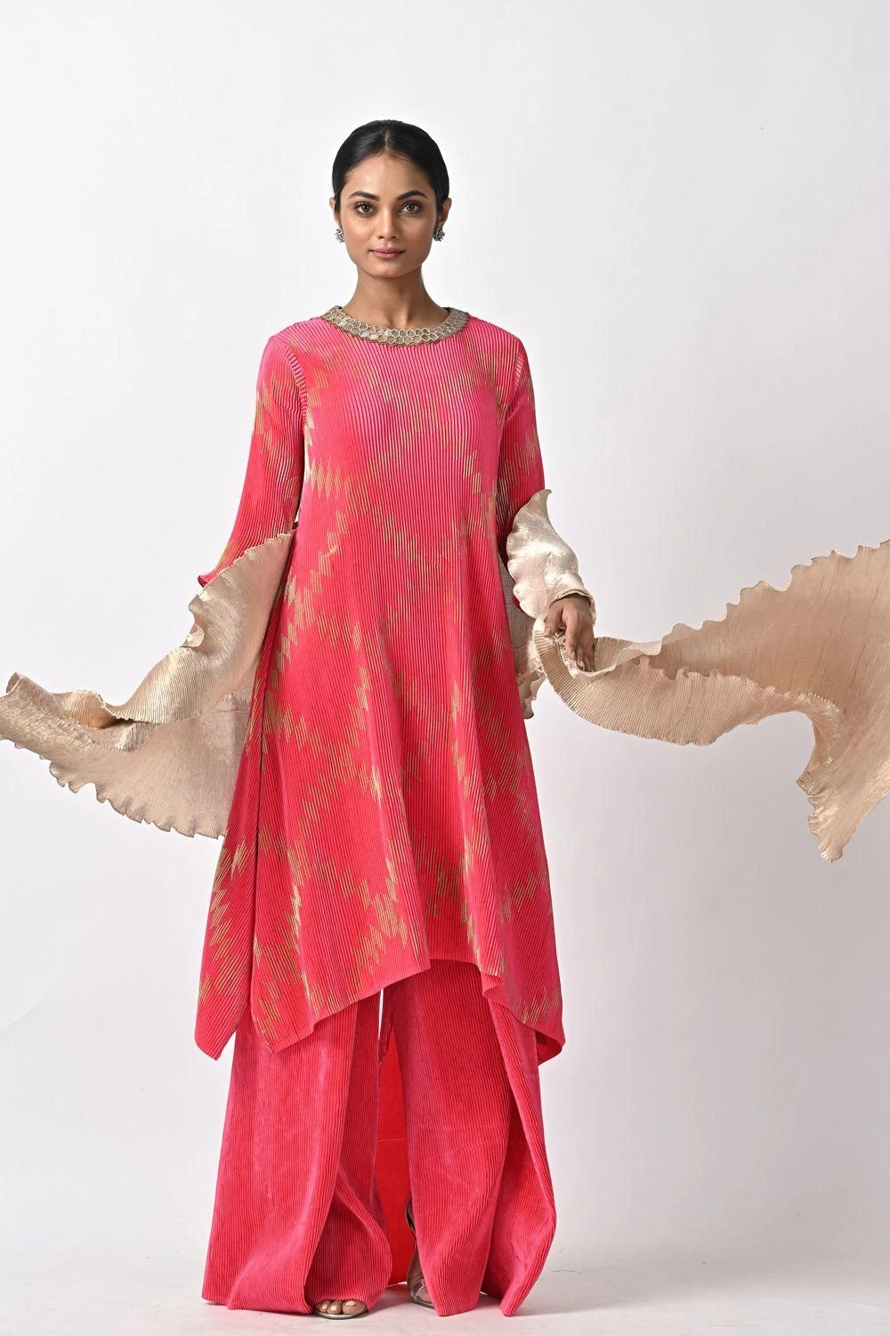 Kiran Uttam Ghosh Fuchsia Printed & Pleated Kaftan 5 Kiran Uttam Ghosh Fuchsia Printed & Pleated Kaftan - Image 3