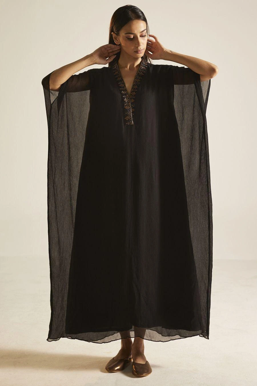 Shorshe Black Hand Embroidered Kaftan 3 Shorshe Black Hand Embroidered Kaftan