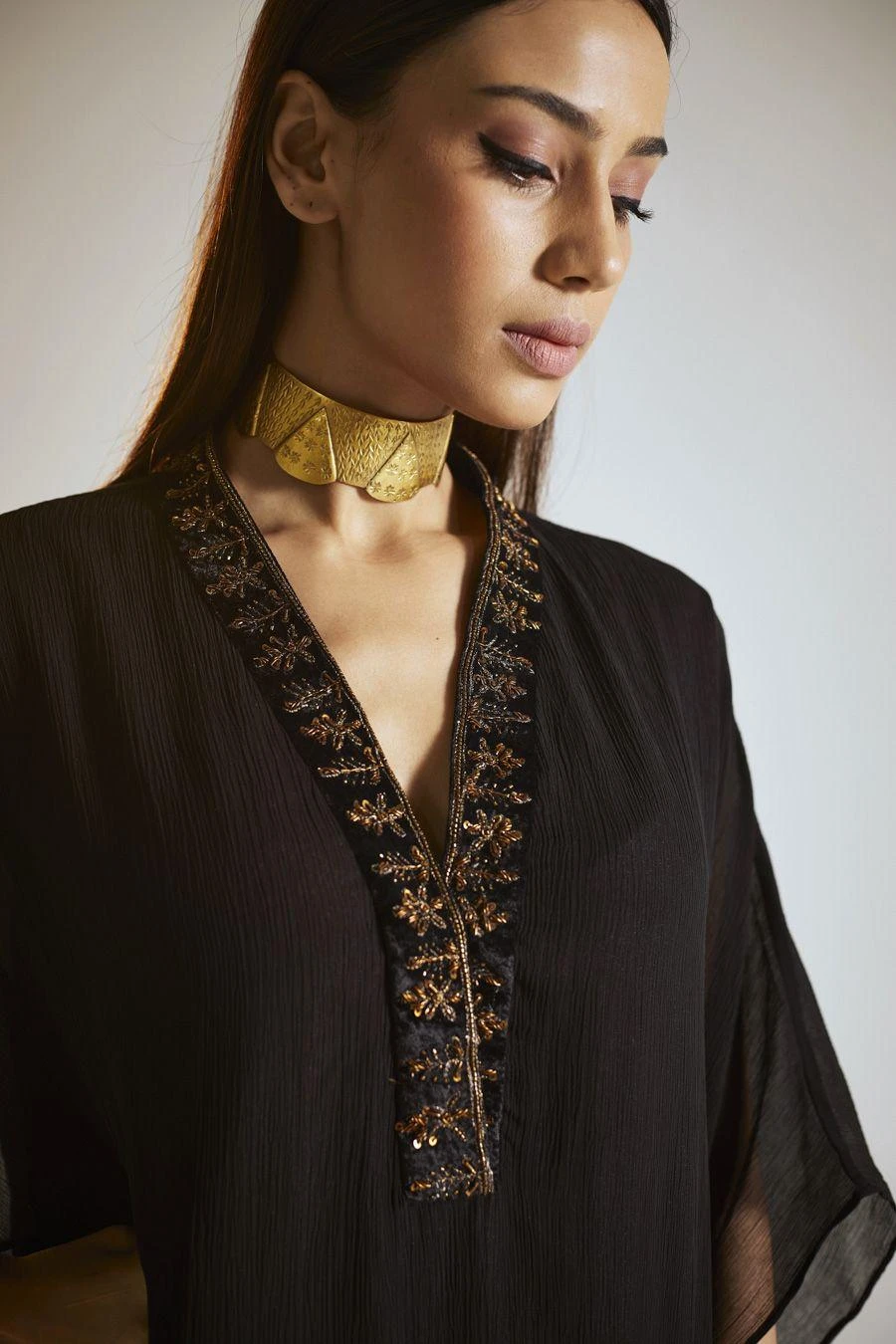 Shorshe Black Hand Embroidered Kaftan 6 Shorshe Black Hand Embroidered Kaftan - Image 4