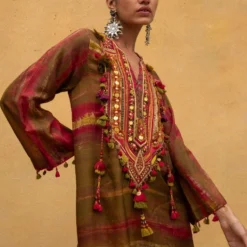 CAPISVIRLEO Green Embellished Tunic -Deals Drapizia Store 132cp8 4