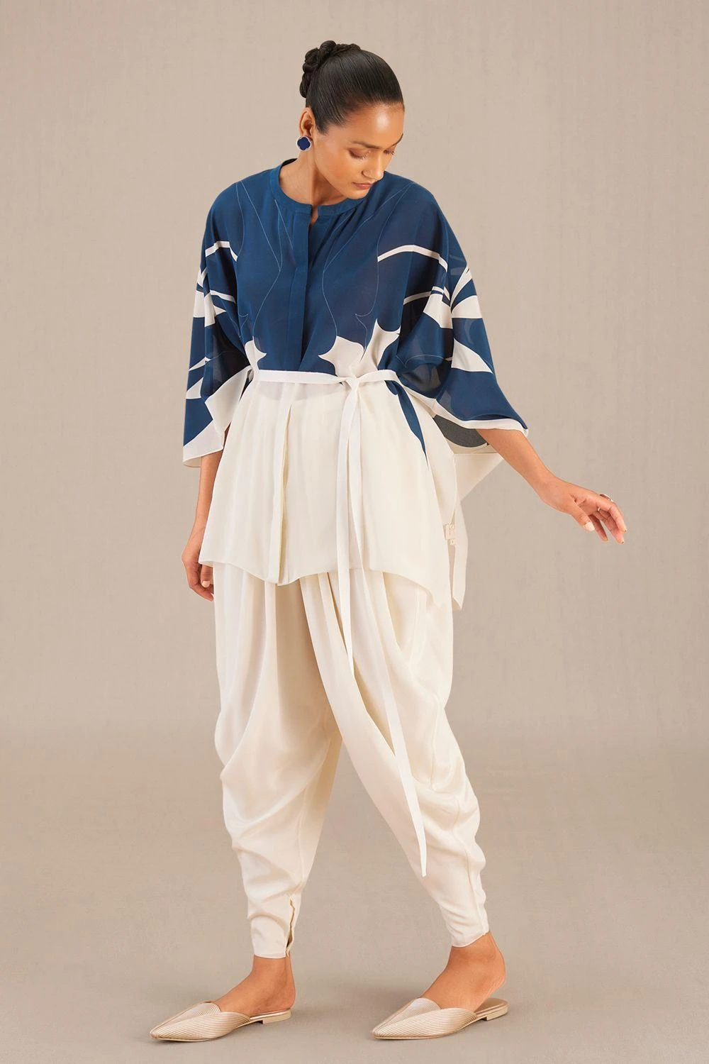 AMPM Vaara Verdant Green Kaftan Co-Ord Set 4 AMPM Vaara Verdant Green Kaftan Co-Ord Set - Image 2