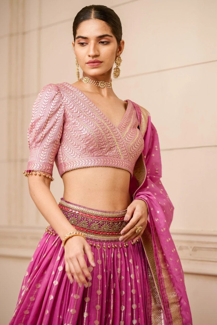Tarun Tahiliani Fuchsia Brocade Lehenga Set 5 Tarun Tahiliani Fuchsia Brocade Lehenga Set - Image 3