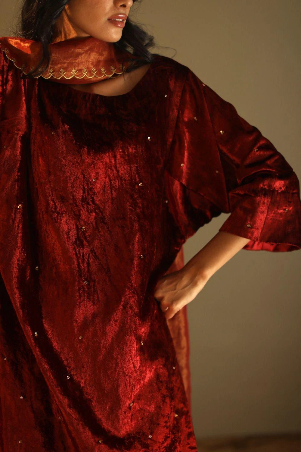 Shorshe Red Velvet Kurta & Tissue Pants Set 5 Shorshe Red Velvet Kurta & Tissue Pants Set - Image 3