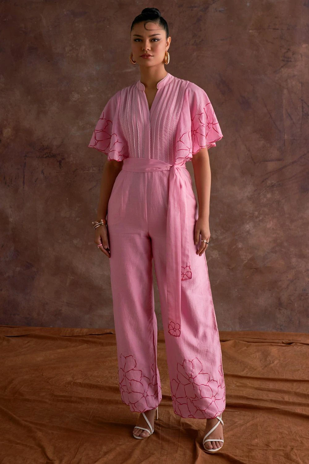 Sakshi Khetterpal Candy Pink Floral Embellished Jumpsuit 3 Sakshi Khetterpal Candy Pink Floral Embellished Jumpsuit