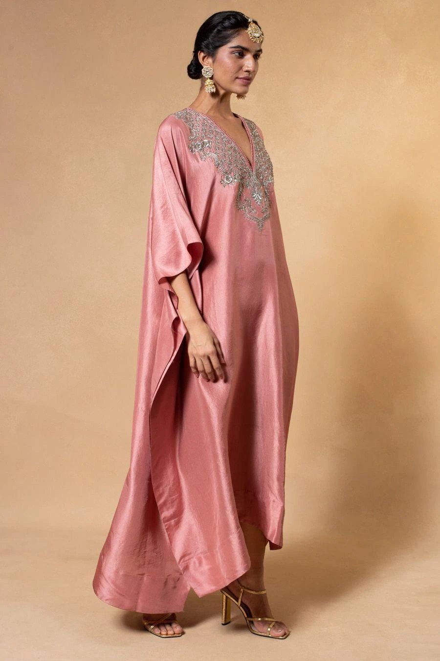 Jayanti Reddy Peach Zardosi Embroidered Kaftan 4 Jayanti Reddy Peach Zardosi Embroidered Kaftan - Image 2