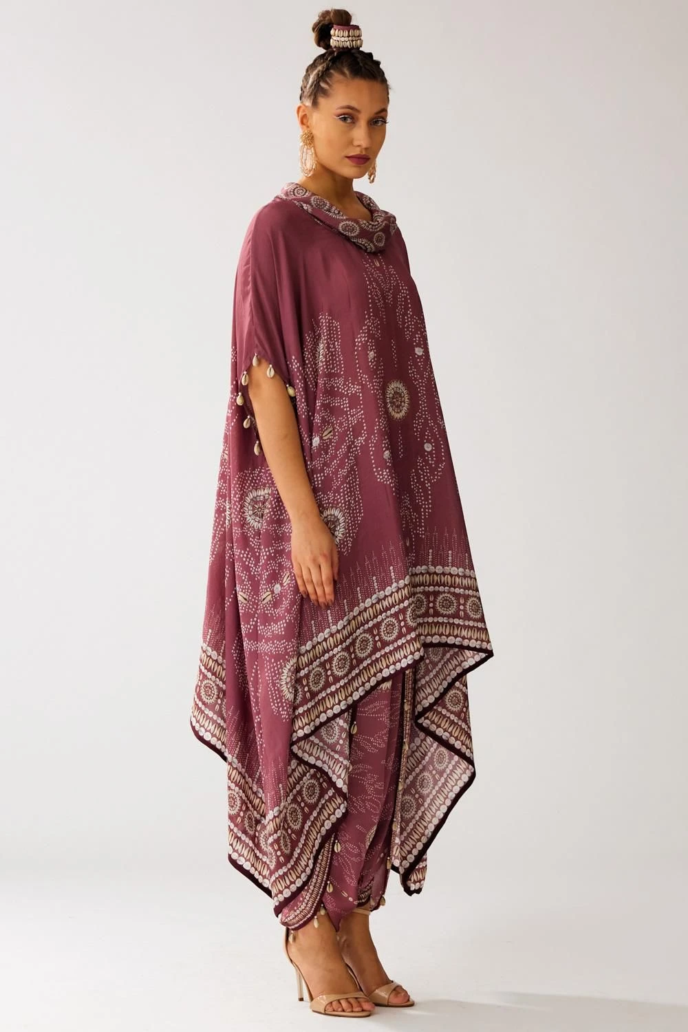 Rajdeep Ranawat Lavanya Vintage Rose Floral Kaftan Set 5 Rajdeep Ranawat Lavanya Vintage Rose Floral Kaftan Set - Image 3