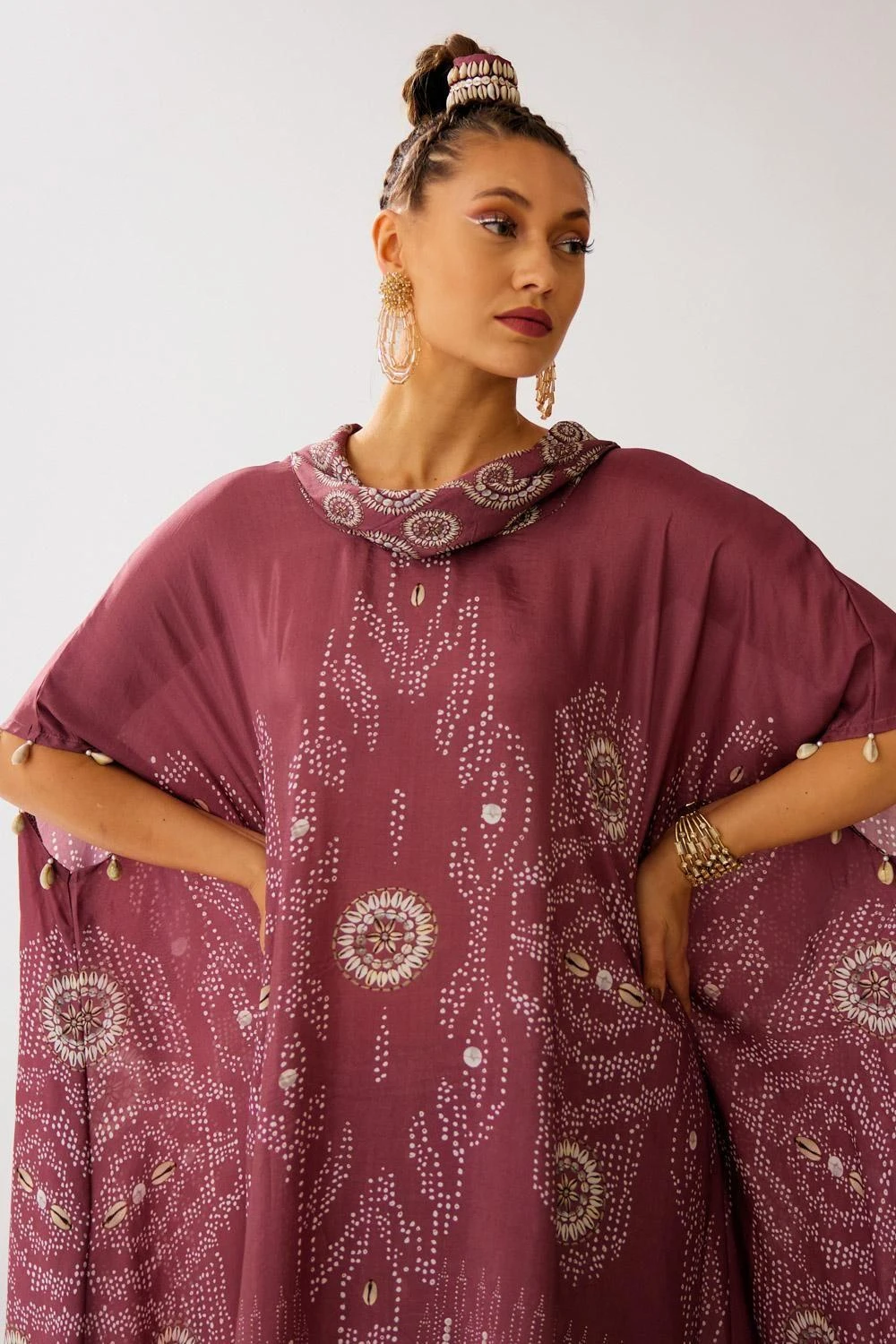 Rajdeep Ranawat Lavanya Vintage Rose Floral Kaftan Set 6 Rajdeep Ranawat Lavanya Vintage Rose Floral Kaftan Set - Image 4