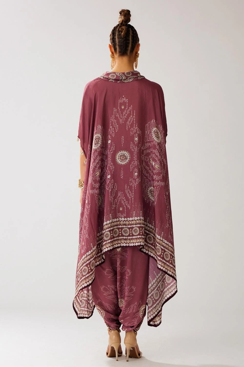 Rajdeep Ranawat Lavanya Vintage Rose Floral Kaftan Set 7 Rajdeep Ranawat Lavanya Vintage Rose Floral Kaftan Set - Image 5