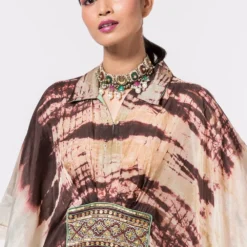 CAPISVIRLEO Ivory & Brown Tie-dye Collared Kaftan 10 CAPISVIRLEO Ivory & Brown Tie-dye Collared Kaftan -Deals Drapizia Store 44cp4 4