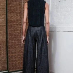 QUOD Mysterious Black Yeti Knitted Vest -Deals Drapizia Store 51123qu40 5