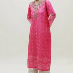 Naina Jain Pink Zardosi Embroidered Bandhani Kurta
