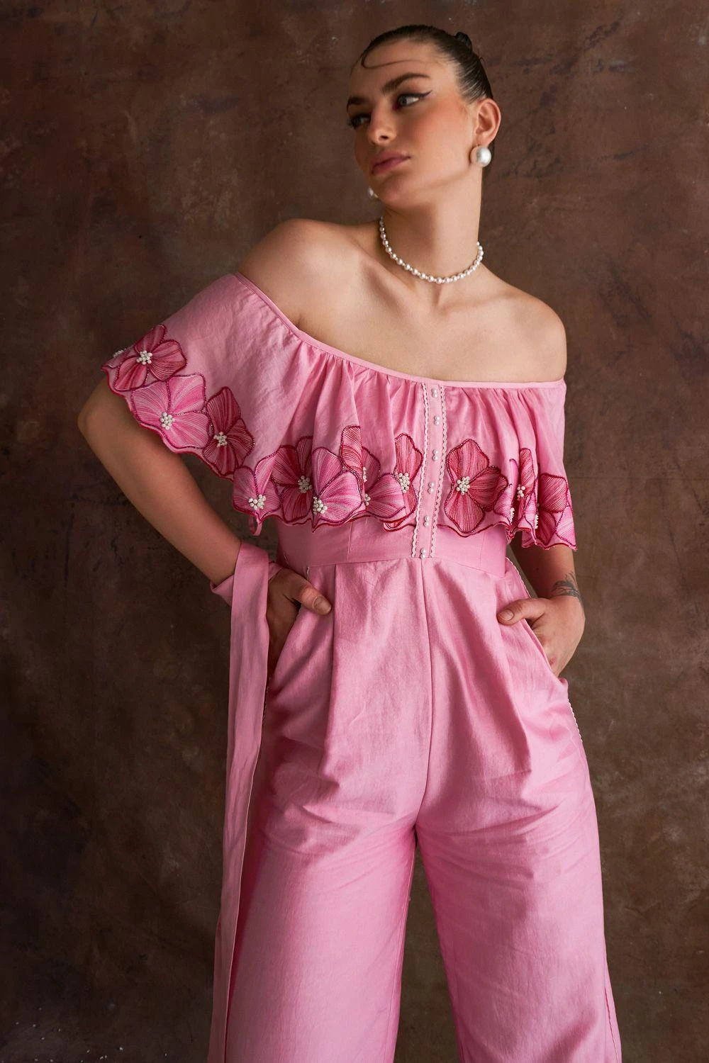 Sakshi Khetterpal Coral Chanderi Off-shoulder Jumpsuit 5 Sakshi Khetterpal Coral Chanderi Off-shoulder Jumpsuit - Image 4