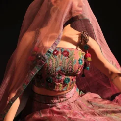 CAPISVIRLEO Lavender Tie Dye Lehenga Set 9 CAPISVIRLEO Lavender Tie Dye Lehenga Set -Deals Drapizia Store 81123co12 4