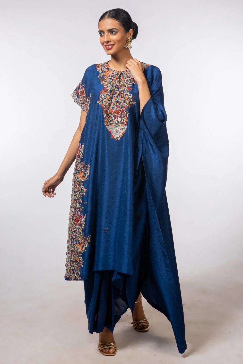 Anamika Khanna Blue Embroidered Kaftan & Pants 3 Anamika Khanna Blue Embroidered Kaftan & Pants
