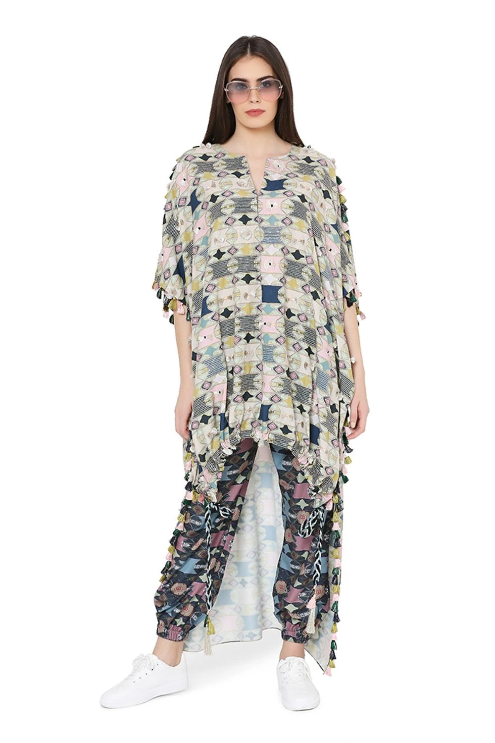 PS Pret By Payal Singhal Green Printed High-low Kaftan & Pants 3 PS Pret By Payal Singhal Green Printed High-low Kaftan & Pants