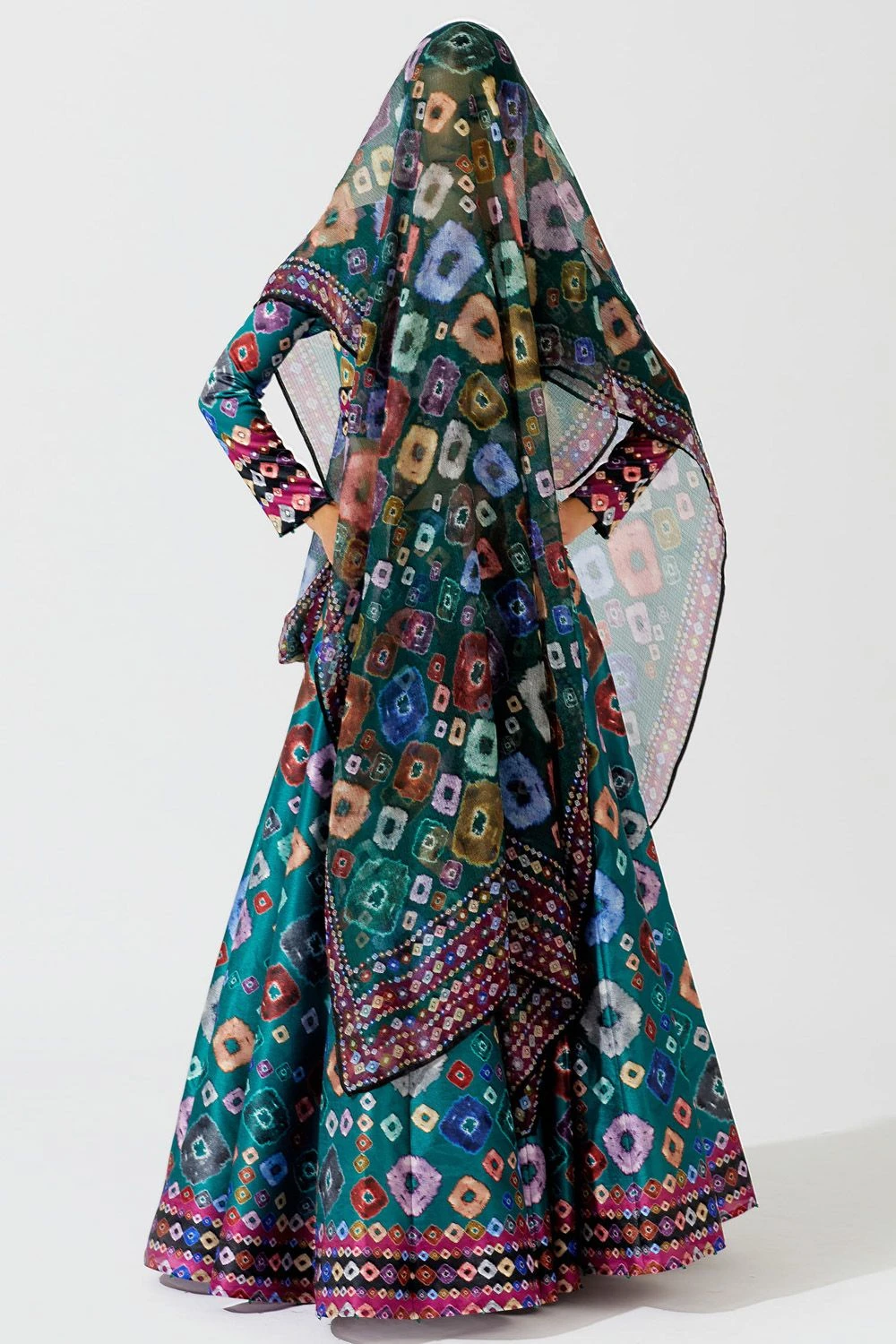 Rajdeep Ranawat Emerald Green Bandhani Printed Lehenga Set 7 Rajdeep Ranawat Emerald Green Bandhani Printed Lehenga Set - Image 5